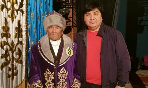 Оралдық ақсақал Атырауда өткен батагөй қариялар байқауында бас жүлдені жеңіп алды